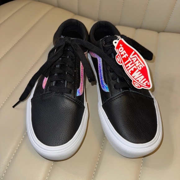 Vans Holo Sidestripe Old Skool Platform Shoes - Black / True White - Picture 4 of 6